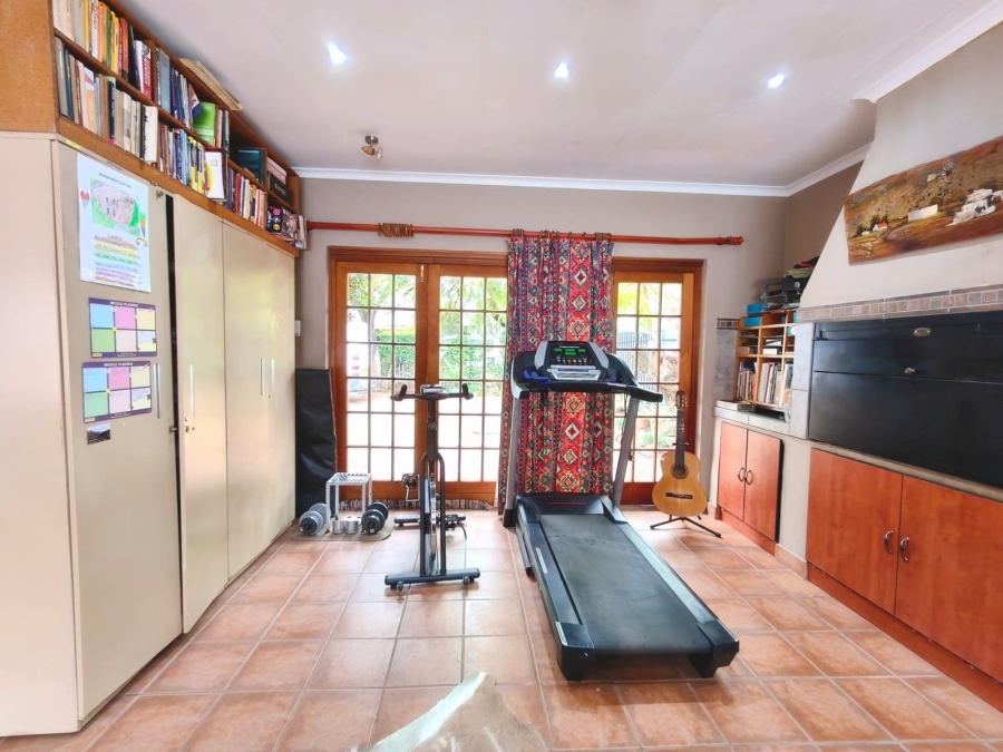 4 Bedroom Property for Sale in Oewersig North West